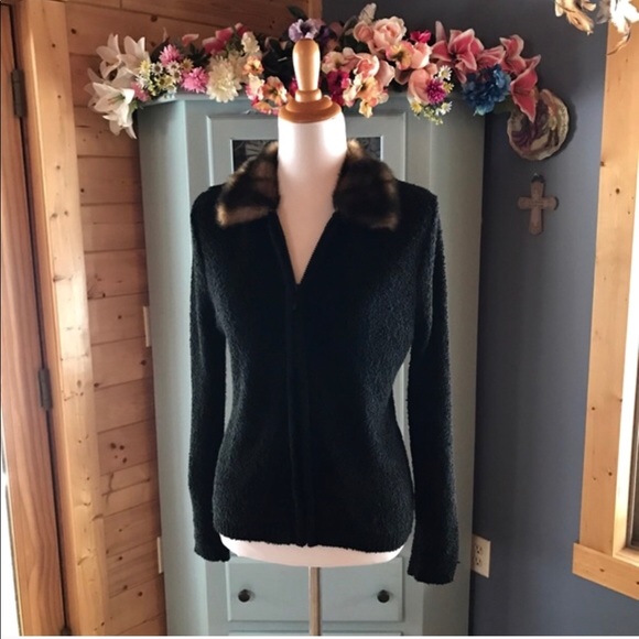 Sweater Cardigan with Furry Collar - Picture 3 of 5